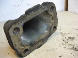 Mercedes-Benz 100 W631 Engine mounting bracket 