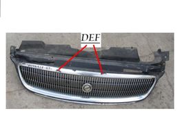 Chrysler Voyager Maskownica / Grill / Atrapa górna chłodnicy 