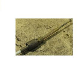 Volkswagen PASSAT B3 Gear shift cable linkage 4D1713575A