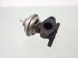 Volkswagen Golf III EGR-venttiili 028131501E