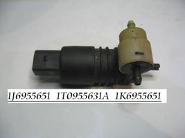 Volkswagen Bora Tuulilasi tuulilasinpesimen pumppu 1J6955651