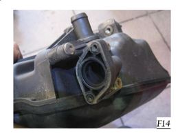 Renault Megane I Boîtier de filtre à air 8200023599