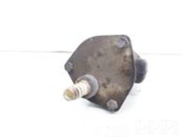 Audi A4 S4 B5 8D Alipainepumppu 028207A