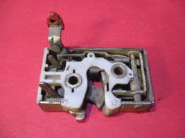 Audi 80 90 B2 Serrure de porte avant 443837015B