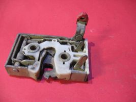 Audi 80 90 B2 Serrure de porte avant 443837016B