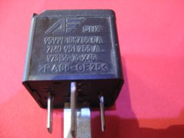 Volkswagen Touareg I Charging relay 95VW10K705CA