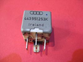 Audi 80 90 B2 Autres relais 141951253K