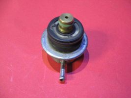 Volkswagen Bora Fuel pressure regulator 037133035C