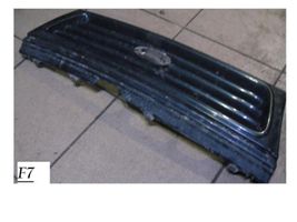 KIA Sportage Grille calandre supérieure de pare-chocs avant 0K01A50710