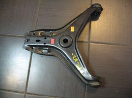 Volkswagen Santana Fourchette, bras de suspension inférieur avant 8437421