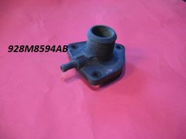 Ford Escort Thermostat / Thermostatgehäuse 928M8594AB