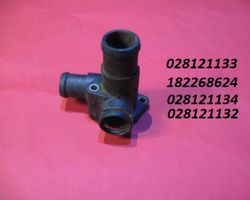 Audi A6 S6 C4 4A Tuyau de liquide de refroidissement moteur 028121133