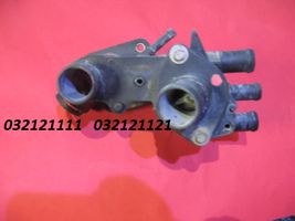 Volkswagen Polo III 6N 6N2 6NF Termostaatin kotelo 032121111