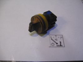 Audi A4 S4 B5 8D Coolant temperature sensor 357919501A