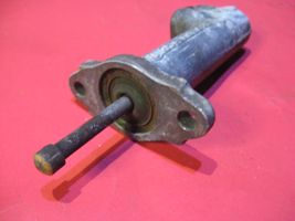 Volkswagen Golf III Clutch slave cylinder 357721261