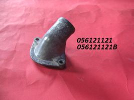 Volkswagen Jetta I Boîtier de thermostat / thermostat 056121121