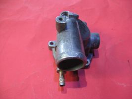 Mercedes-Benz E W210 Carcasa del termostato A613203175