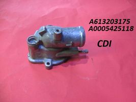 Mercedes-Benz CLK A208 C208 Boîtier de thermostat / thermostat A613203175