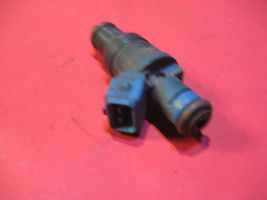 Audi A4 S4 B5 8D Polttoainesuutin 06B133551C