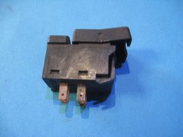 Opel Omega A Fog light switch 90213288