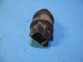 Volkswagen Golf IV Intake air temperature sensor 028906081