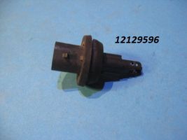 Opel Vectra B Sensor de temperatura de la toma de aire 12129596