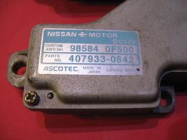 Nissan Terrano Turvatyynyn ohjainlaite/moduuli 985840F500