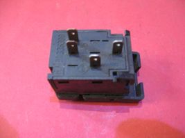 Opel Omega A Interruptor de luz antiniebla 90336300