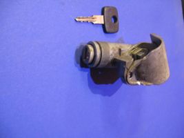 Opel Omega B1 Ignition lock 90069215