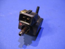 Volvo 850 Solenoidinis vožtuvas 72224001