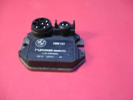 BMW 3 E30 Module d'allumage 128137