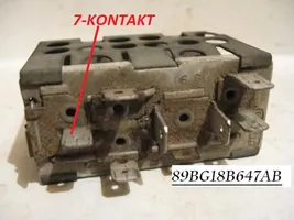 Ford Sierra Lämpöpuhaltimen moottorin vastus 89BG18B647AB