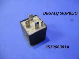 Volkswagen Bora Relais de pompe à carburant 357906381A