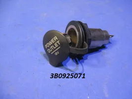 Volkswagen PASSAT B5.5 12 V Socket (rear) 3B0925071