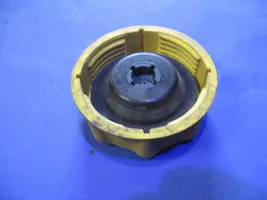 Ford Maverick Vase d'expansion / bouchon de réservoir de liquide de refroidissement 86FB8100GD