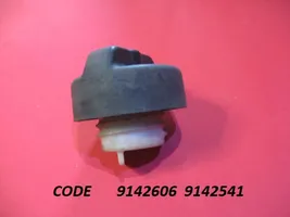 Volvo S70  V70  V70 XC Tappo del serbatoio del carburante 9142606