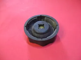 Ford Sierra Vase d'expansion / bouchon de réservoir de liquide de refroidissement 86FB8100FA