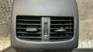 Lexus ES 300h Griglia di ventilazione posteriore 5886733010