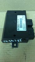 Audi A3 S3 A3 Sportback 8P Module de contrôle crochet de remorque 8P0907383