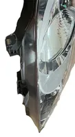 Peugeot 107 Lampa przednia 811190H110