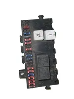 Audi 100 200 5000 C3 Module de fusibles 443941822A