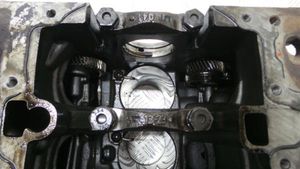 Volkswagen Golf VII Engine block 