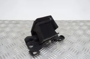 Nissan Navara Engine mount bracket 