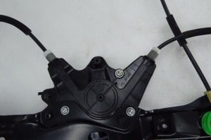 Ford Focus Front window lifting mechanism without motor 