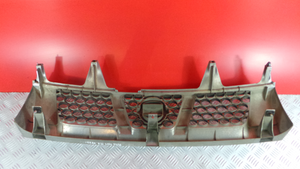 Nissan Navara D22 Grille de calandre avant 