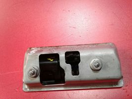 Volkswagen PASSAT B6 Tailgate exterior lock 