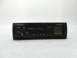 Mitsubishi Carisma Unité principale radio / CD / DVD / GPS 