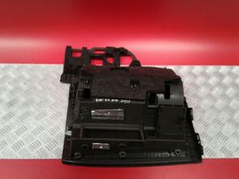 Audi A4 S4 B9 Panelės stalčiuko/lentinėlės paklotėlis 