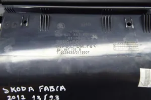 Skoda Fabia Mk2 (5J) Подстилочка выдвижного ящика / полочки 