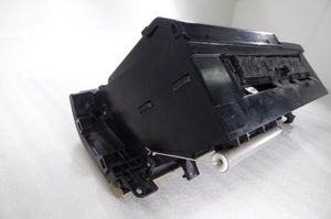 Lexus IS 220D-250-350 Paneelin laatikon/hyllyn pehmuste 